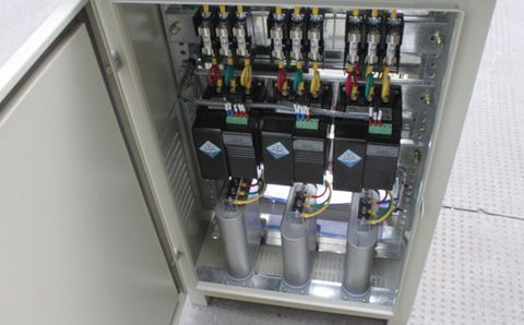 為什么大多數(shù)電力電容器的額定電壓會選擇450V或480V？
